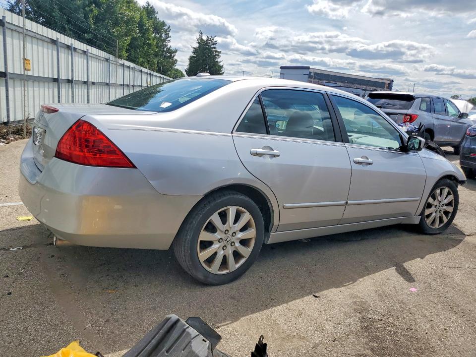 Продаж на аукціоні авто 2007 Honda Accord, vin: 1HGCM66837A022498, номер лоту: 62106636