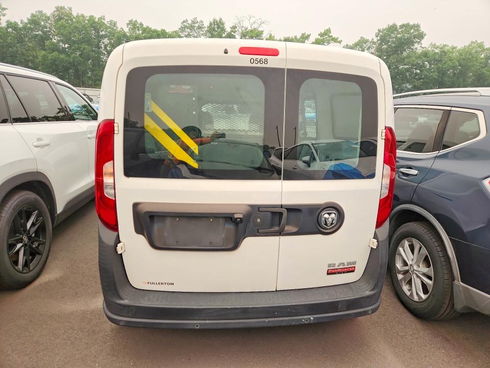 59020906 :رقم المزاد ، ZFBERFAB7J6L79191 vin ، 2018 Ram Promaster City مزاد بيع