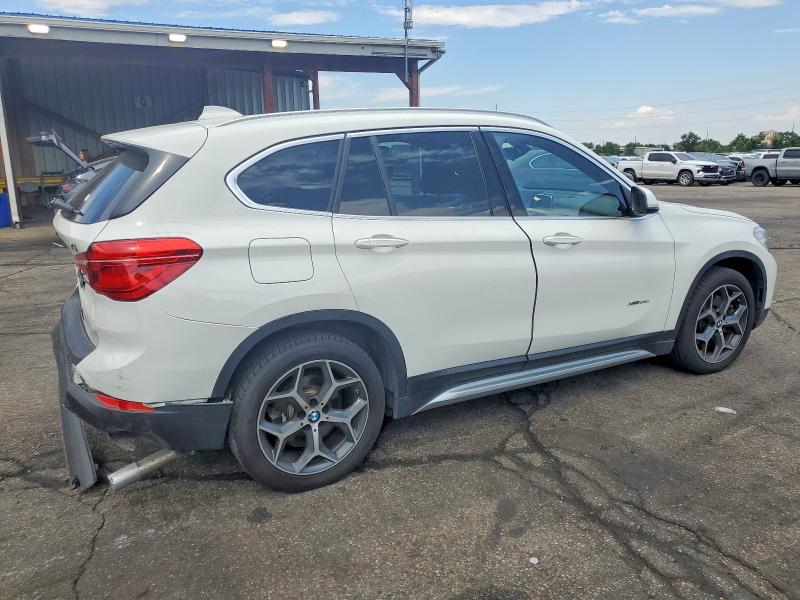 61870326 :رقم المزاد ، WBXHT3C36J5K25323 vin ، 2018 Bmw X1 مزاد بيع