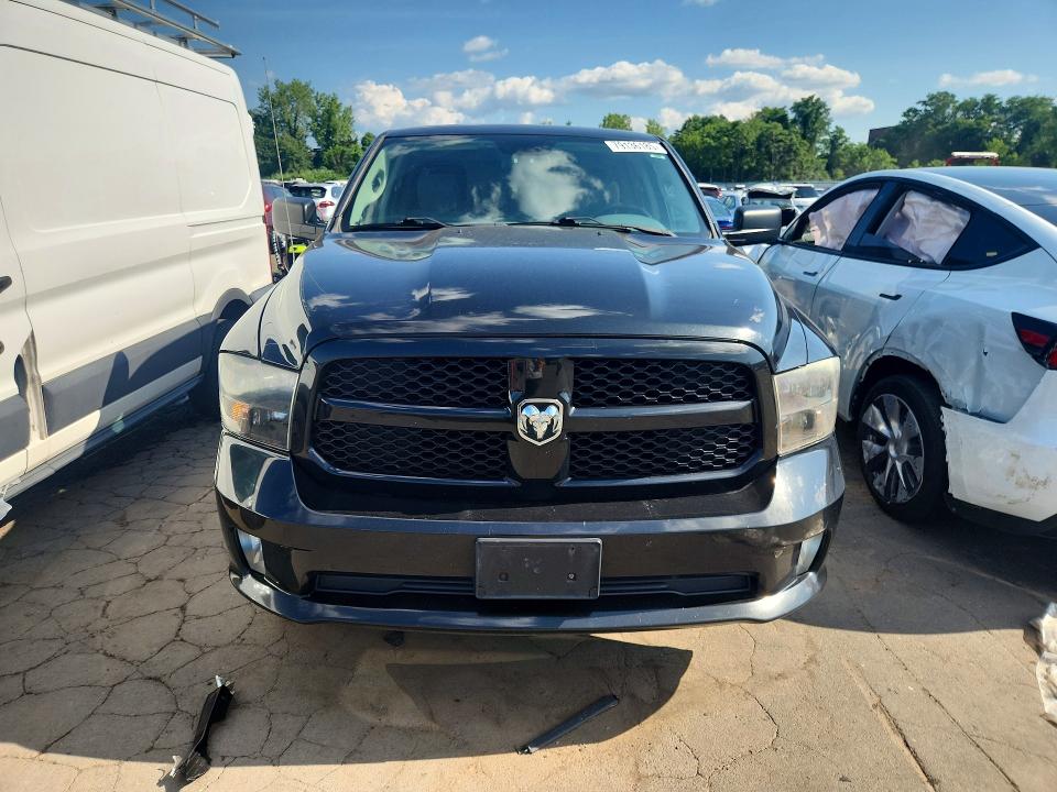 Продажа на аукционе авто 2017 Ram 1500, vin: 1C6RR7FG2HS682056, номер лота: 79136185