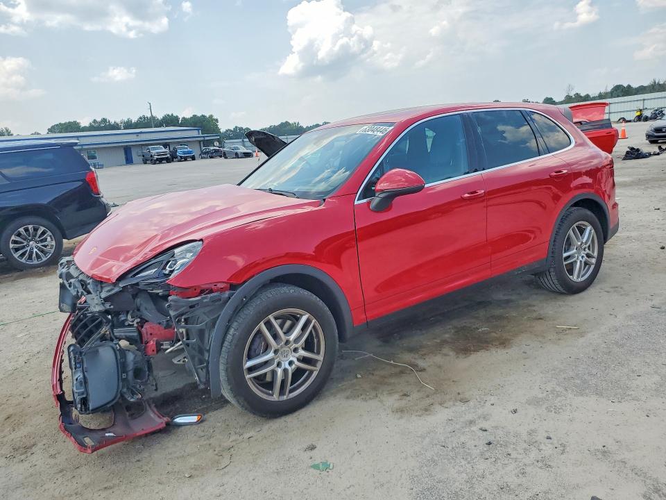 63048446 :رقم المزاد ، WP1AA2A22GKA37609 vin ، 2016 Porsche Cayenne مزاد بيع