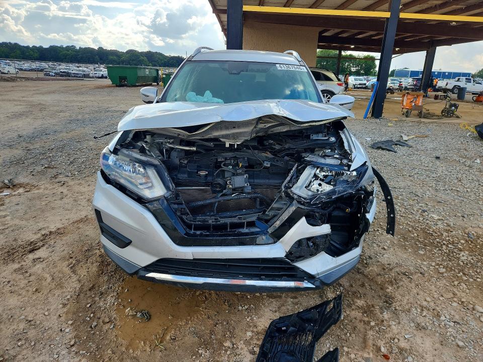 Продаж на аукціоні авто 2019 Nissan Rogue, vin: KNMAT2MT3KP526757, номер лоту: 61367646