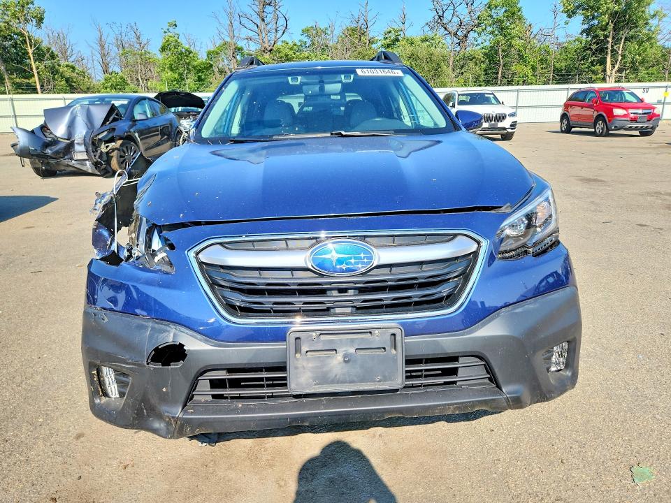 61031646 :رقم المزاد ، 4S4BTADC9M3100995 vin ، 2021 Subaru Outback مزاد بيع