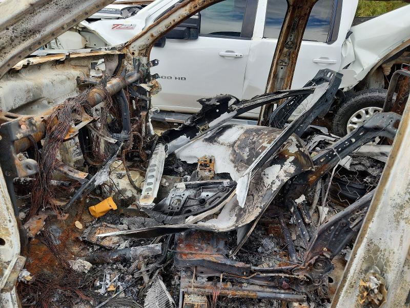 Продажа на аукционе авто 2024 Chevrolet Silverado, vin: 2GCUDEED0R1168933, номер лота: 59734186