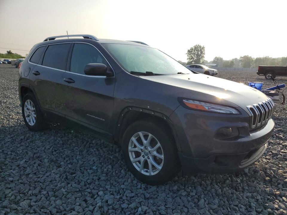 Продажа на аукционе авто 2018 Jeep Cherokee, vin: 1C4PJMLX1JD576069, номер лота: 61715406