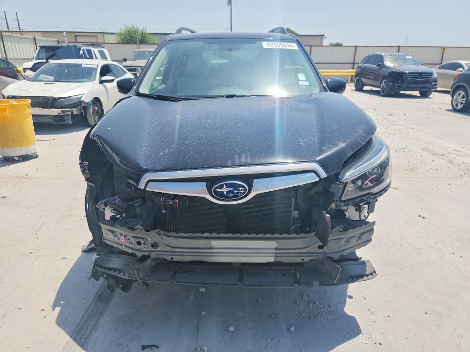 62595046 :رقم المزاد ، JF2SKAFC8MH471526 vin ، 2021 Subaru Forester مزاد بيع