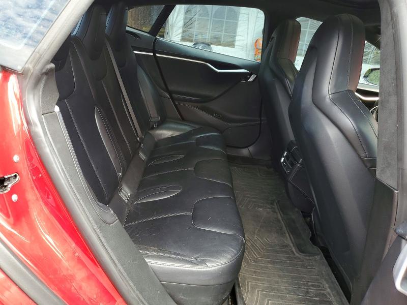 2015 Tesla Model S მანქანა იყიდება აუქციონზე, vin: 5YJSA1E25FF114902, აუქციონის ნომერი: 62513186