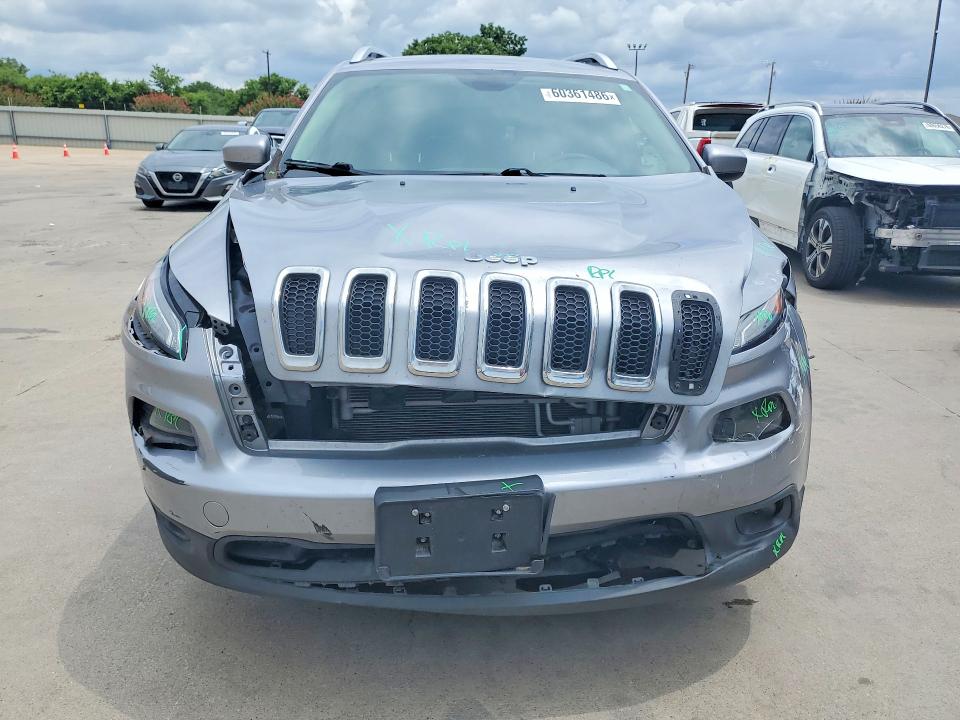 2018 Jeep Cherokee მანქანა იყიდება აუქციონზე, vin: 1C4PJLCB4JD559085, აუქციონის ნომერი: 60361486