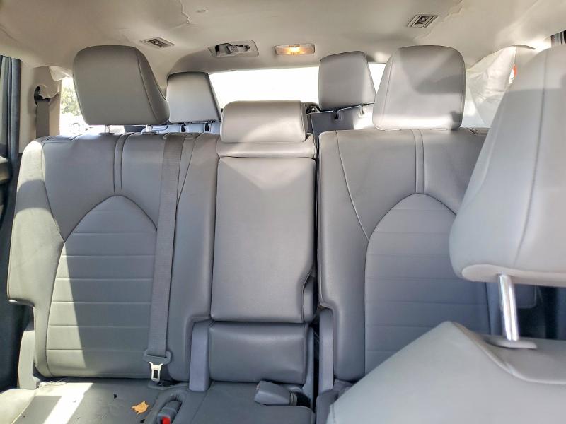 Продажа на аукционе авто 2023 Toyota Highlander Hybrid, vin: 5TDKARAH0PS018164, номер лота: 61181746