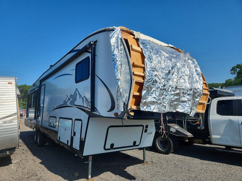 Продаж на аукціоні авто 2022 Foresriver Unknown, vin: 5ZT3TD4BXN9011645, номер лоту: 59192286