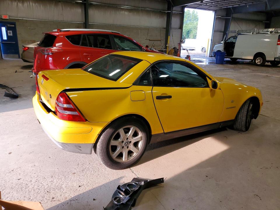 Продаж на аукціоні авто 1998 Mercedes-benz Slk, vin: WDBKK47F3WF028402, номер лоту: 63007746