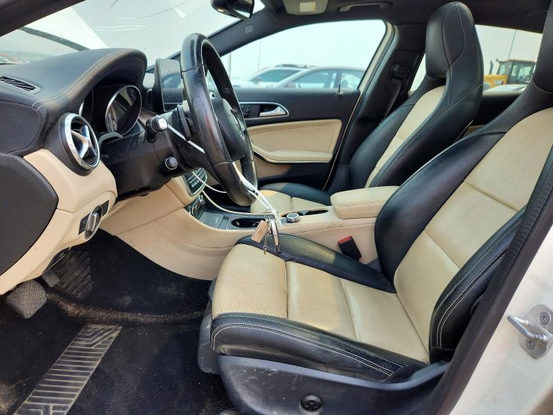61802006 :رقم المزاد ، WDCTG4GB2HJ296937 vin ، 2017 Mercedes-benz Gla مزاد بيع