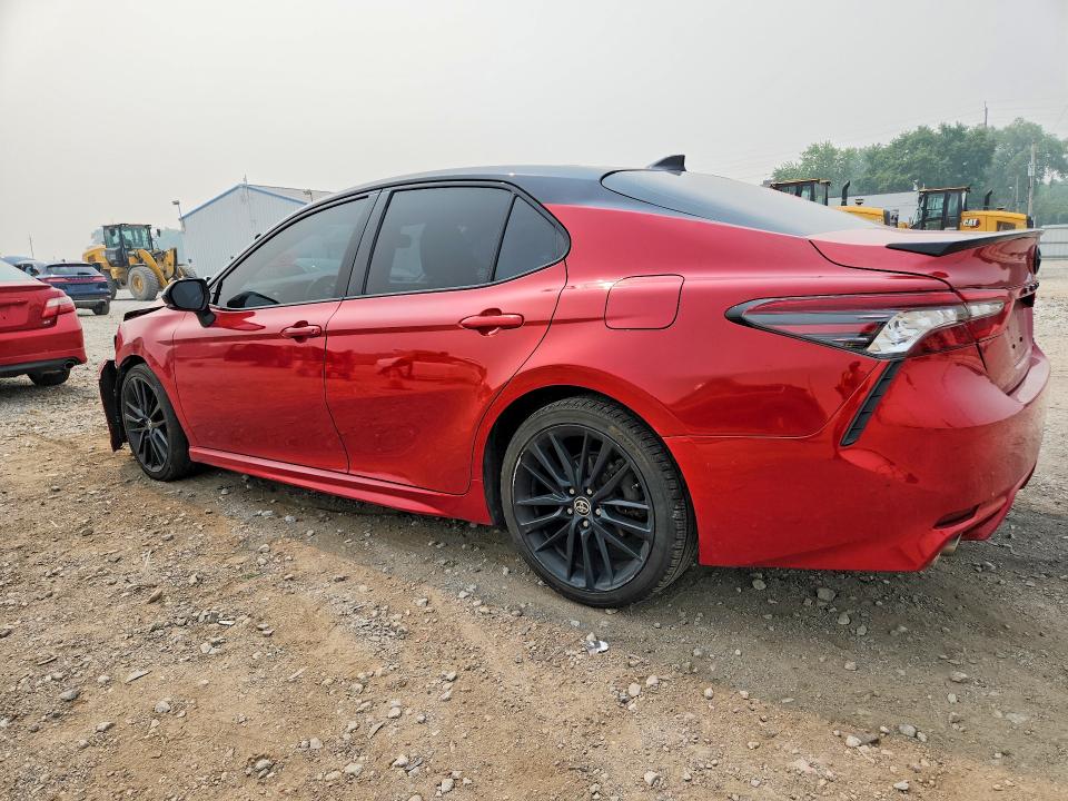 Продажа на аукционе авто 2021 Toyota Camry, vin: 4T1K61BK8MU042776, номер лота: 61659276