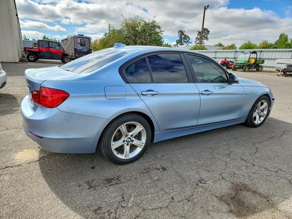 63038476 :رقم المزاد ، WBA3C1C52DF437225 vin ، 2013 Bmw 328 مزاد بيع