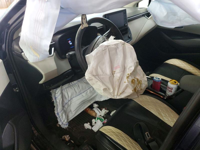 Продаж на аукціоні авто 2022 Toyota Corolla, vin: JTDEAMDE4NJ058775, номер лоту: 61194316
