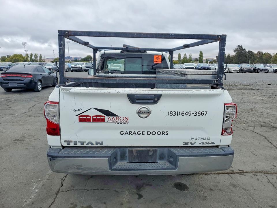 Продажа на аукционе авто 2017 Nissan Titan, vin: 1N6AA1R86HN560777, номер лота: 61968846