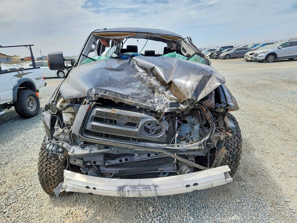 Продажа на аукционе авто 2010 Toyota Tundra, vin: 5TFDY5F10AX112572, номер лота: 61201046