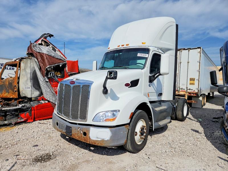 2017 Peterbilt 579 მანქანა იყიდება აუქციონზე, vin: 1XPBA48XXHD428725, აუქციონის ნომერი: 57903086