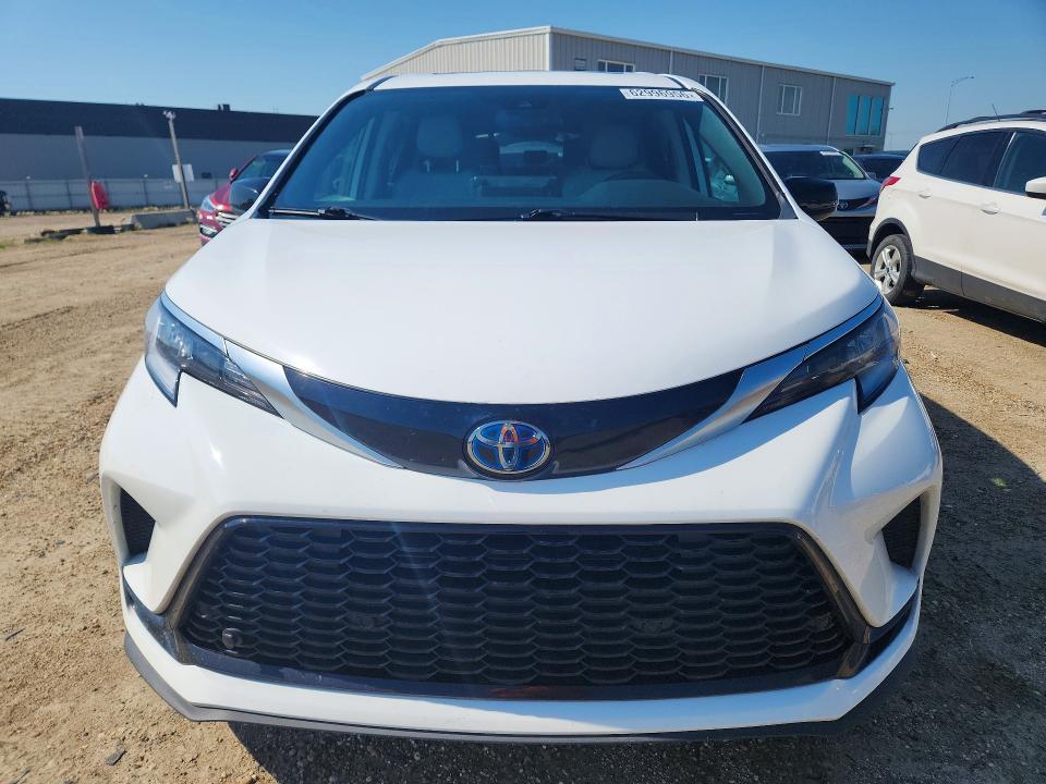 2022 Toyota Sienna მანქანა იყიდება აუქციონზე, vin: 5TDGRKEC2NS104206, აუქციონის ნომერი: 62996956