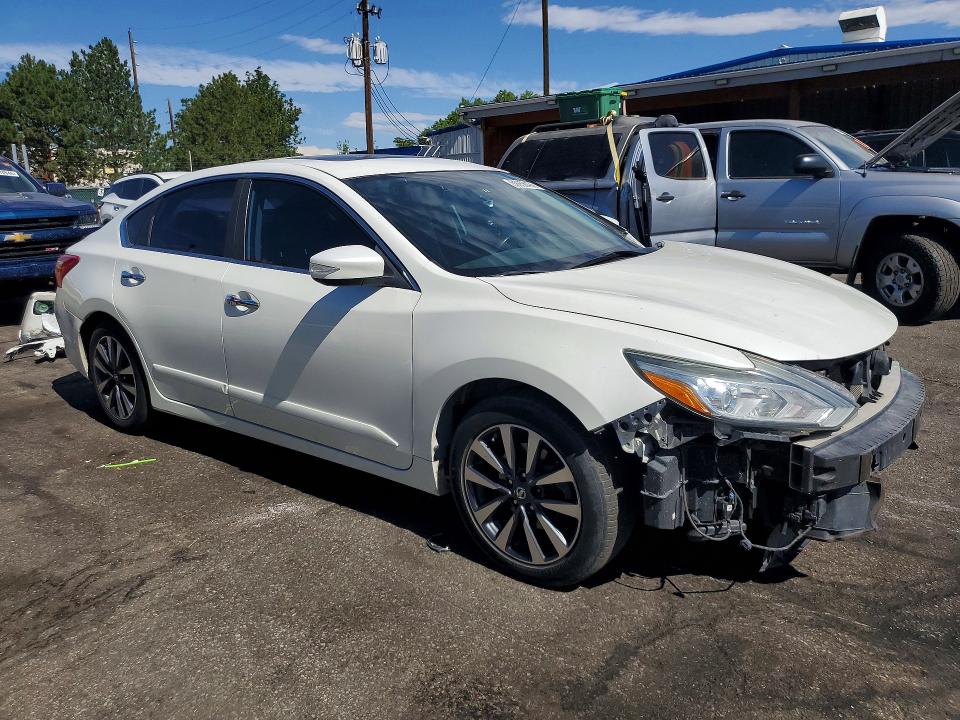 2016 Nissan Altima მანქანა იყიდება აუქციონზე, vin: 1N4AL3AP3GC149428, აუქციონის ნომერი: 59858426