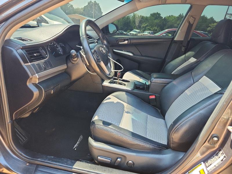 61686526 :رقم المزاد ، 4T1BF1FK0EU332781 vin ، 2014 Toyota Camry مزاد بيع