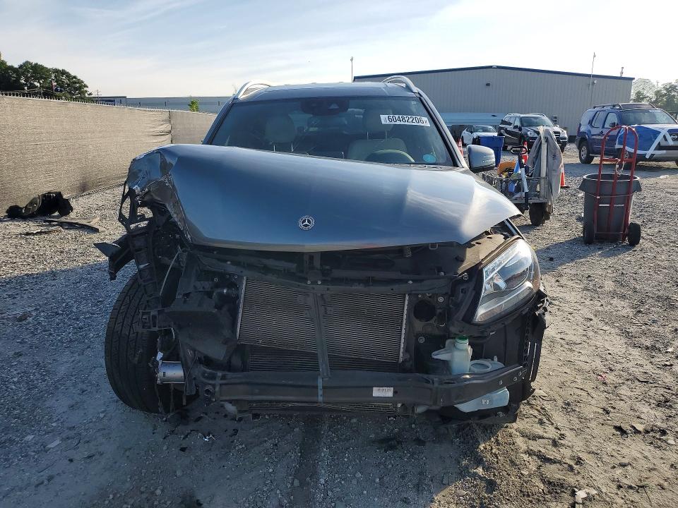 60482206 :رقم المزاد ، 4JGDF6EE1JB056778 vin ، 2018 Mercedes-benz Gls مزاد بيع