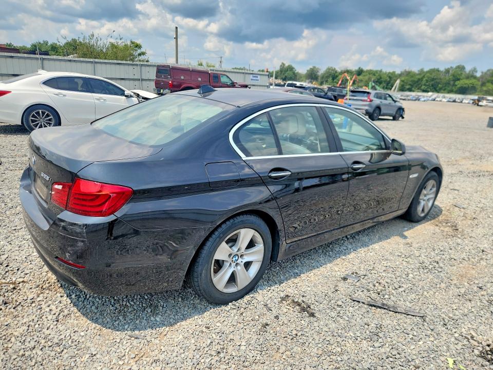 62127016 :رقم المزاد ، WBAXH5C53DD108751 vin ، 2013 Bmw 528 مزاد بيع