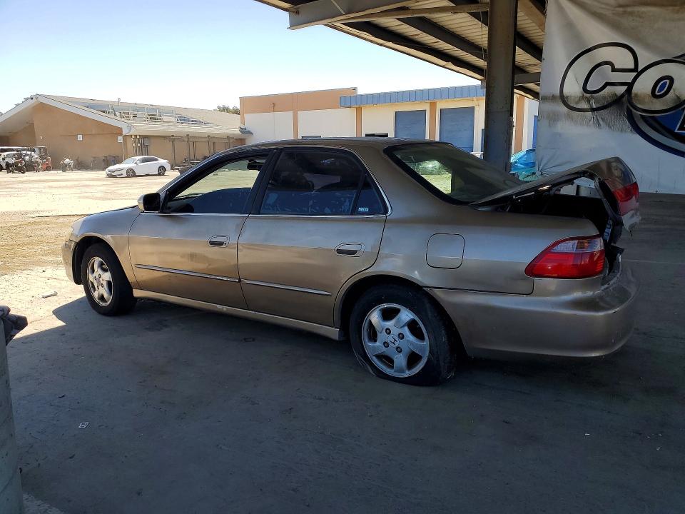 Aukcja sprzedaży 1998 Honda Accord, vin: 1HGCG6670WA083367, numer aukcji: 61425676