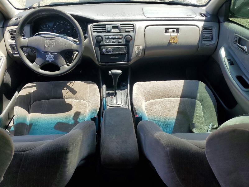 2000 Honda Accord მანქანა იყიდება აუქციონზე, vin: 1HGCG1645YA058377, აუქციონის ნომერი: 59340986