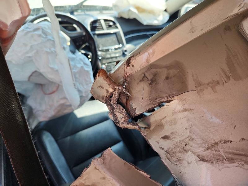60961216 :رقم المزاد ، 1G11F5SLXFF144578 vin ، 2015 Chevrolet Malibu مزاد بيع