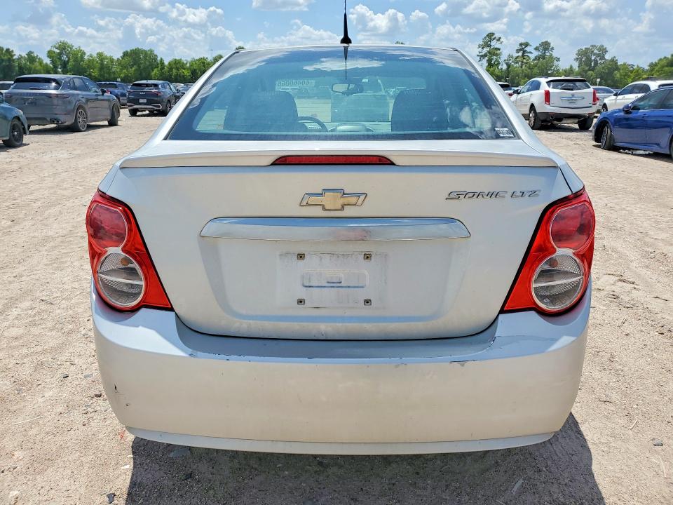 2013 Chevrolet Sonic მანქანა იყიდება აუქციონზე, vin: 1G1JE5SH1D4173362, აუქციონის ნომერი: 60460056