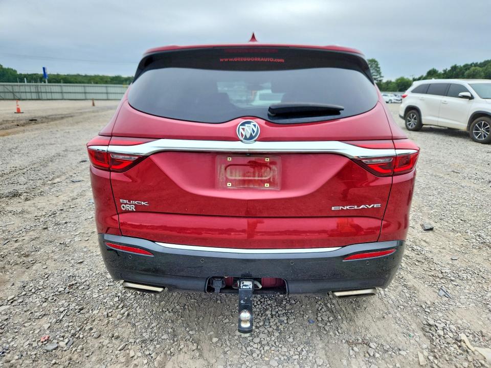 61816416 :رقم المزاد ، 5GAERBKW3JJ153915 vin ، 2018 Buick Enclave مزاد بيع