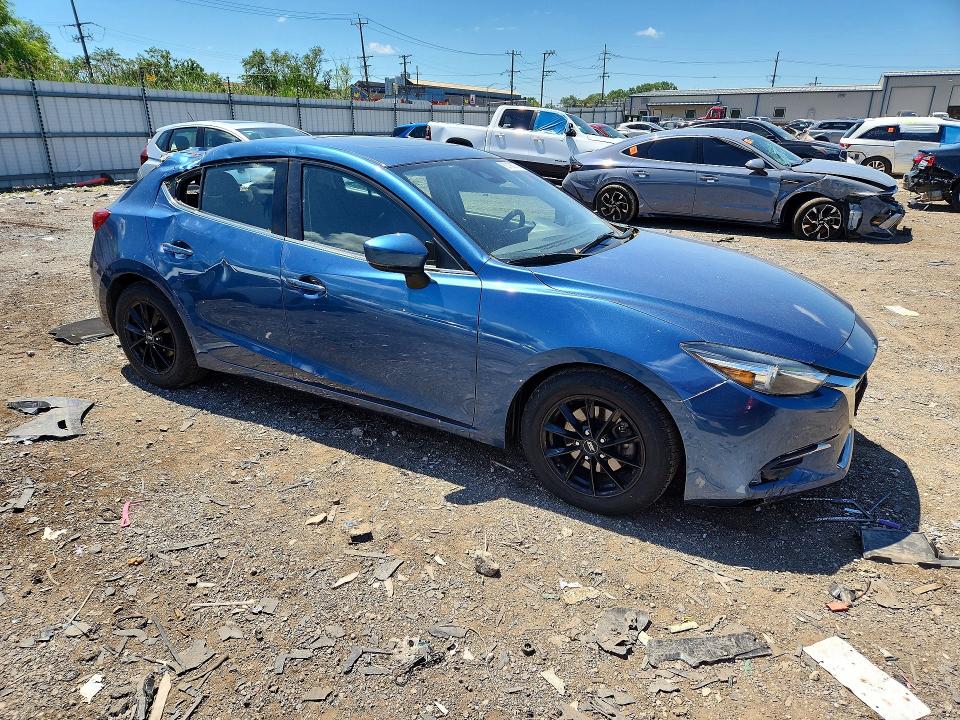 63198076 :رقم المزاد ، 3MZBN1M33JM166481 vin ، 2018 Mazda 3 مزاد بيع