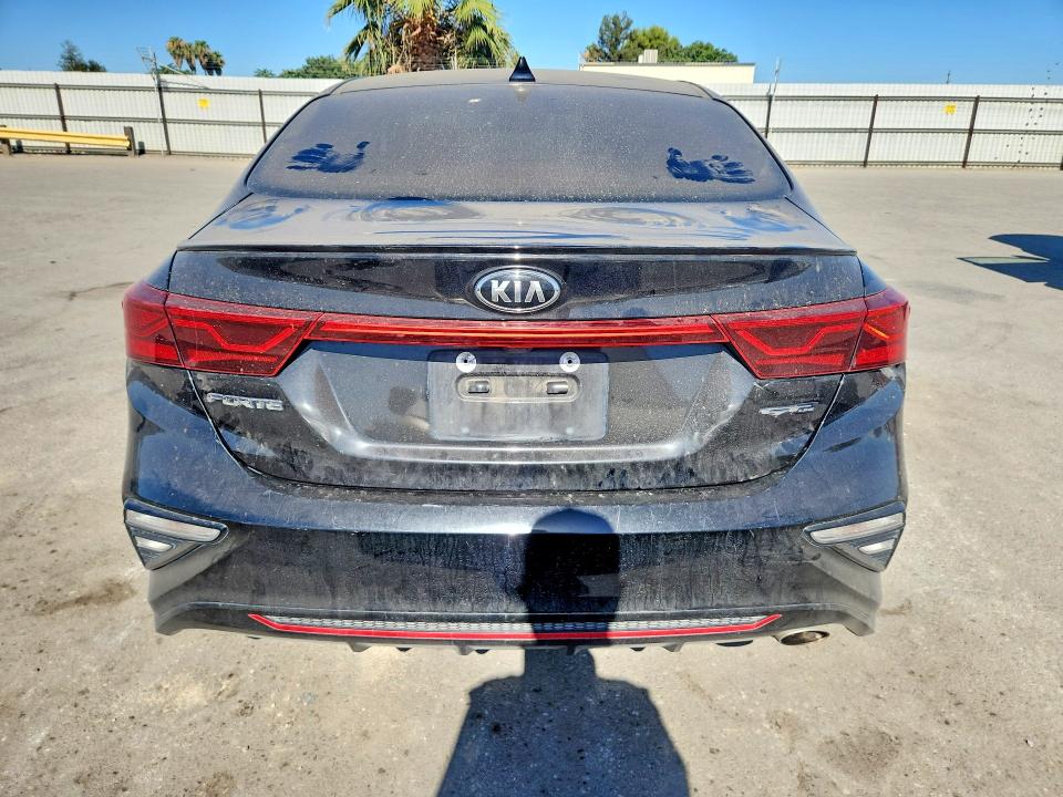 59180036 :رقم المزاد ، 3KPF34AD9ME350265 vin ، 2021 Kia Forte مزاد بيع