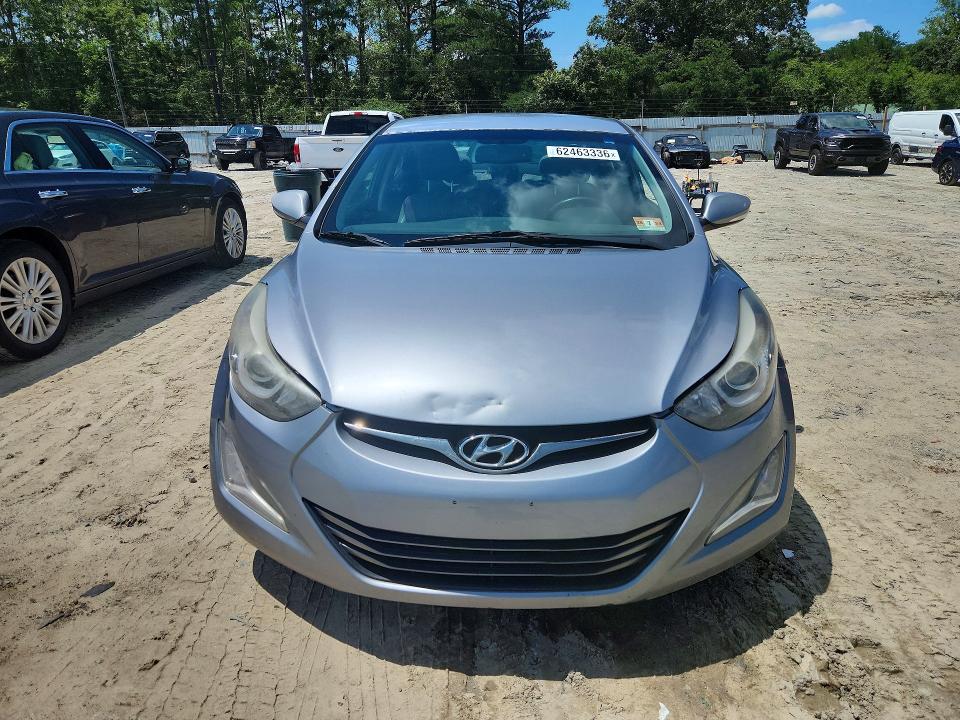 62463336 :رقم المزاد ، 5NPDH4AE5FH619426 vin ، 2015 Hyundai Elantra مزاد بيع