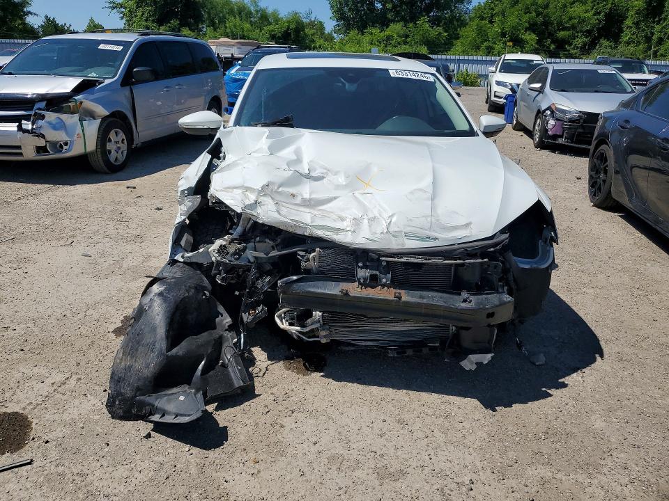 63314246 :رقم المزاد ، 1VWBT7A39HC085087 vin ، 2017 Volkswagen Passat مزاد بيع