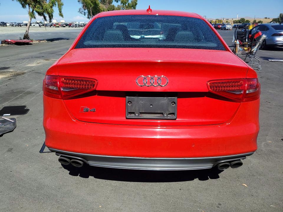 Продажа на аукционе авто 2015 Audi S4, vin: WAUBGAFLXFA072223, номер лота: 61210156