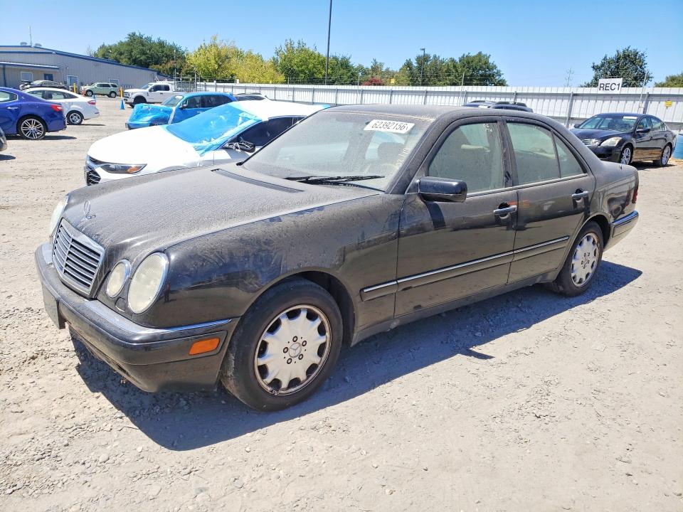 Продажа на аукционе авто 1996 Mercedes-benz E, vin: WDBJF55F0TJ020100, номер лота: 62392156