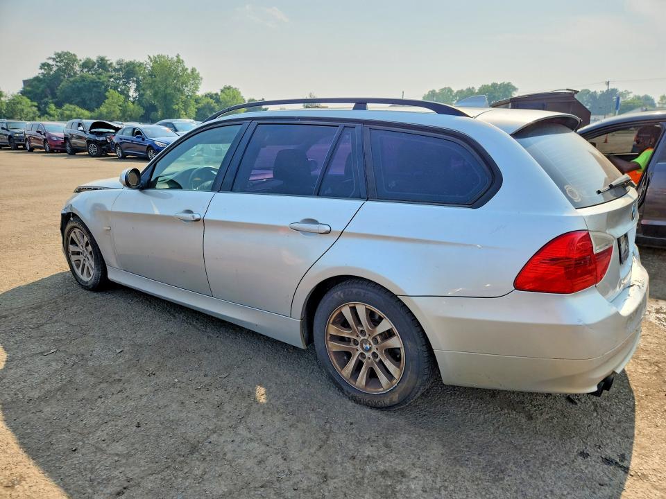 Продажа на аукционе авто 2007 Bmw 328, vin: WBAVT73517FZ35724, номер лота: 61091976
