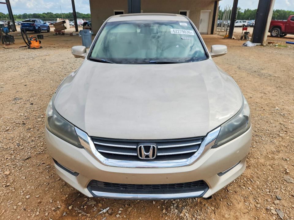 2013 Honda Accord მანქანა იყიდება აუქციონზე, vin: 1HGCR2F80DA097469, აუქციონის ნომერი: 62279036