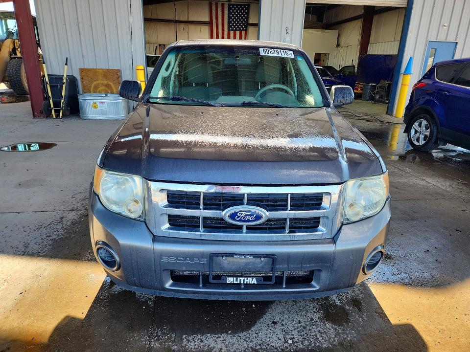60629116 :رقم المزاد ، 1FMCU0C70AKC82958 vin ، 2010 Ford Escape مزاد بيع