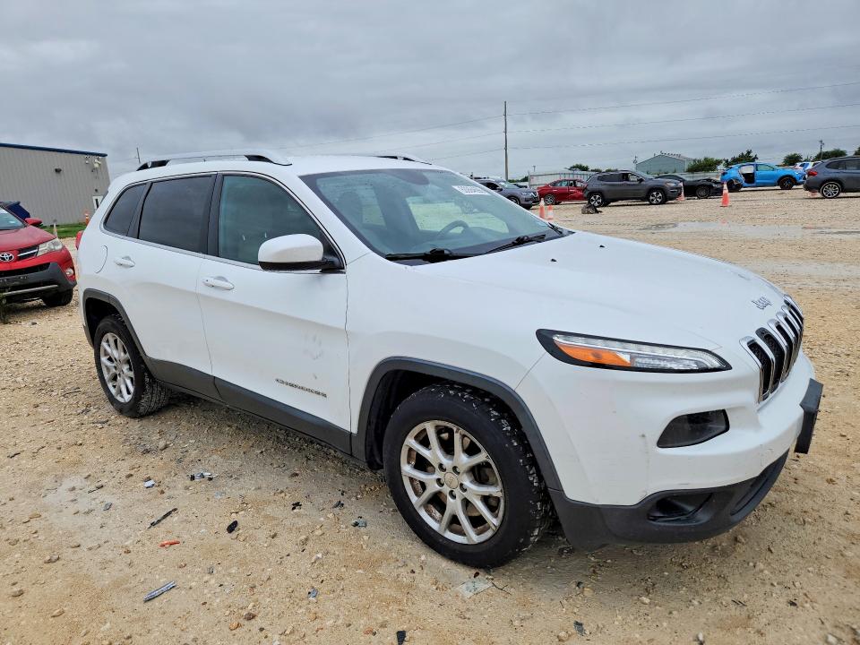 60994696 :رقم المزاد ، 1C4PJLCS8FW612141 vin ، 2015 Jeep Cherokee مزاد بيع