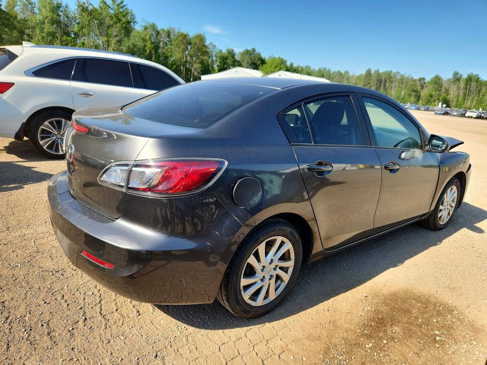 2013 Mazda 3 მანქანა იყიდება აუქციონზე, vin: JM1BL1UF6D1742648, აუქციონის ნომერი: 57699046