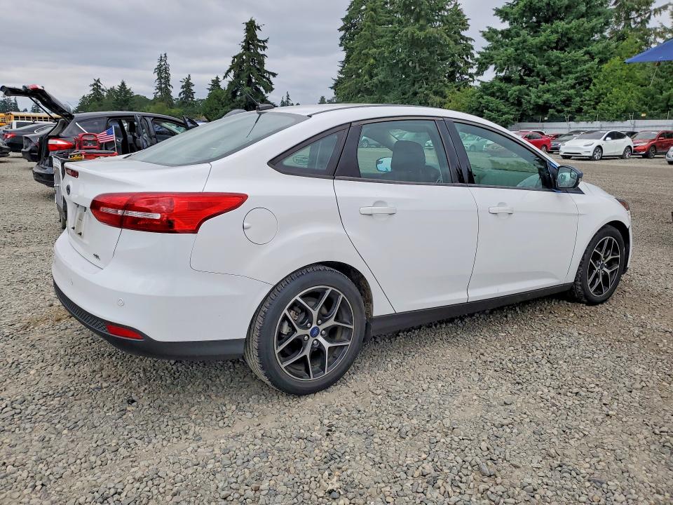 Продажа на аукционе авто 2018 Ford Focus, vin: 1FADP3H28JL233652, номер лота: 85976755