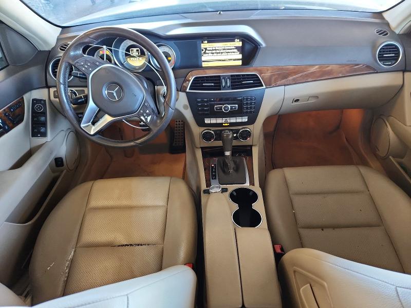 62302776 :رقم المزاد ، WDDGF4HB4CR220824 vin ، 2012 Mercedes-benz C مزاد بيع