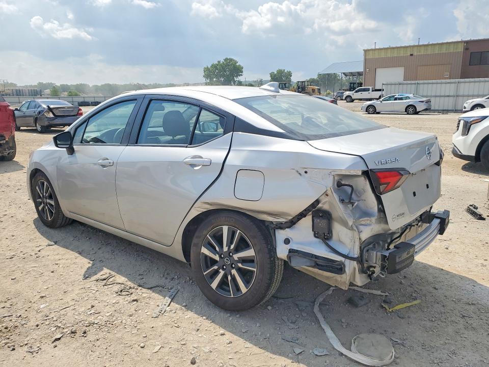61132256 :رقم المزاد ، 3N1CN8EV2ML845882 vin ، 2021 Nissan Versa مزاد بيع