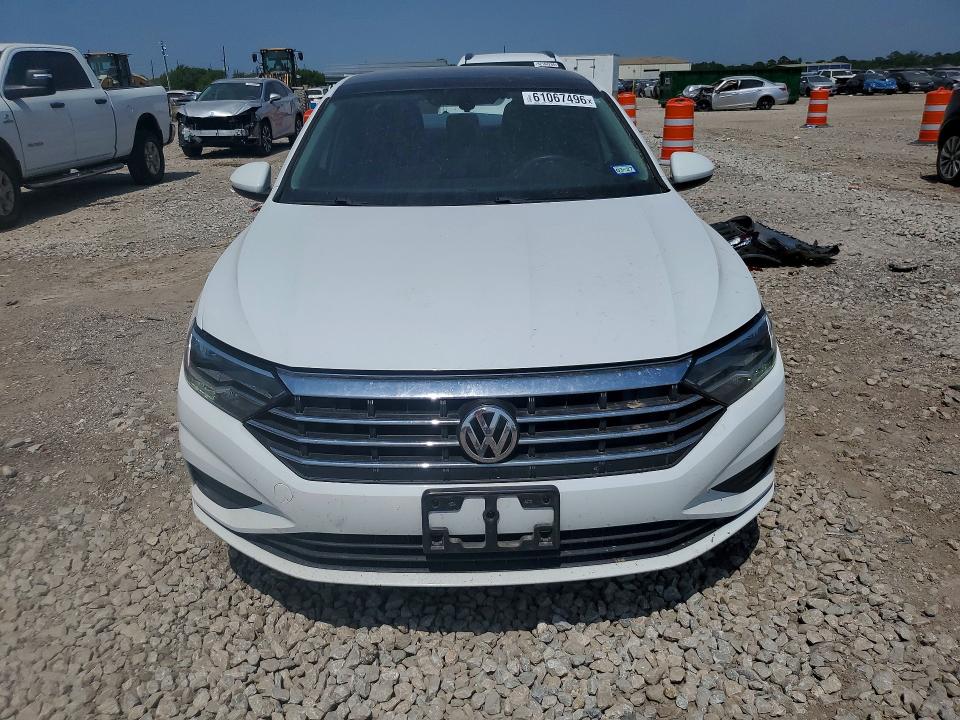 61067496 :رقم المزاد ، 3VWC57BU7MM048649 vin ، 2021 Volkswagen Jetta مزاد بيع