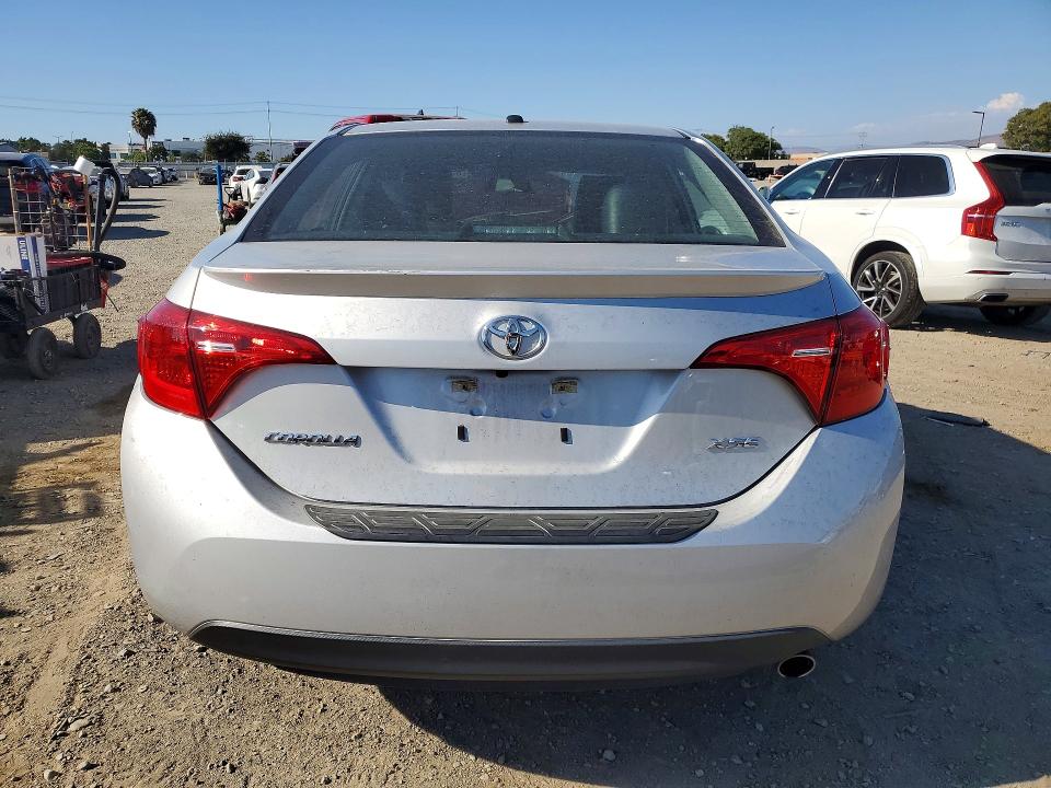 2018 Toyota Corolla მანქანა იყიდება აუქციონზე, vin: 5YFBURHE9JP809506, აუქციონის ნომერი: 85618985