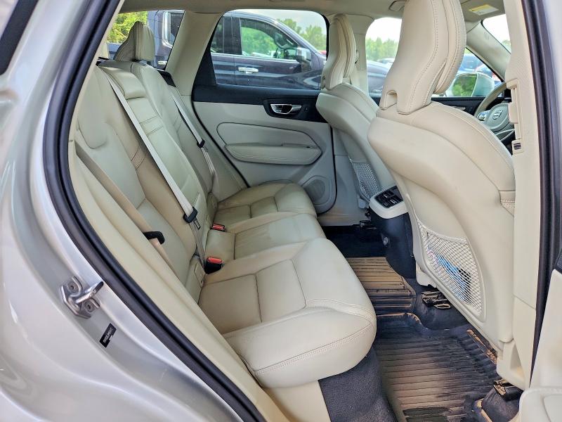 2021 Volvo Xc60 მანქანა იყიდება აუქციონზე, vin: YV4102DL8M1814172, აუქციონის ნომერი: 58820816