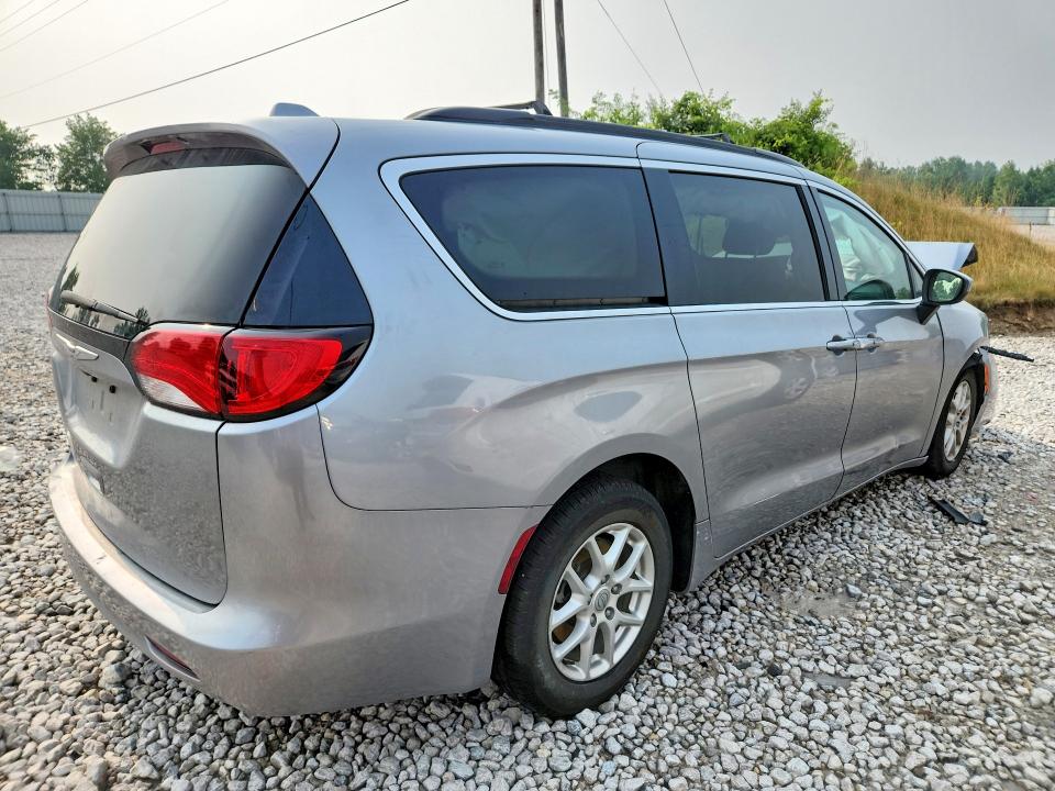 61135906 :رقم المزاد ، 2C4RC1DG3LR176823 vin ، 2020 Chrysler Voyager مزاد بيع